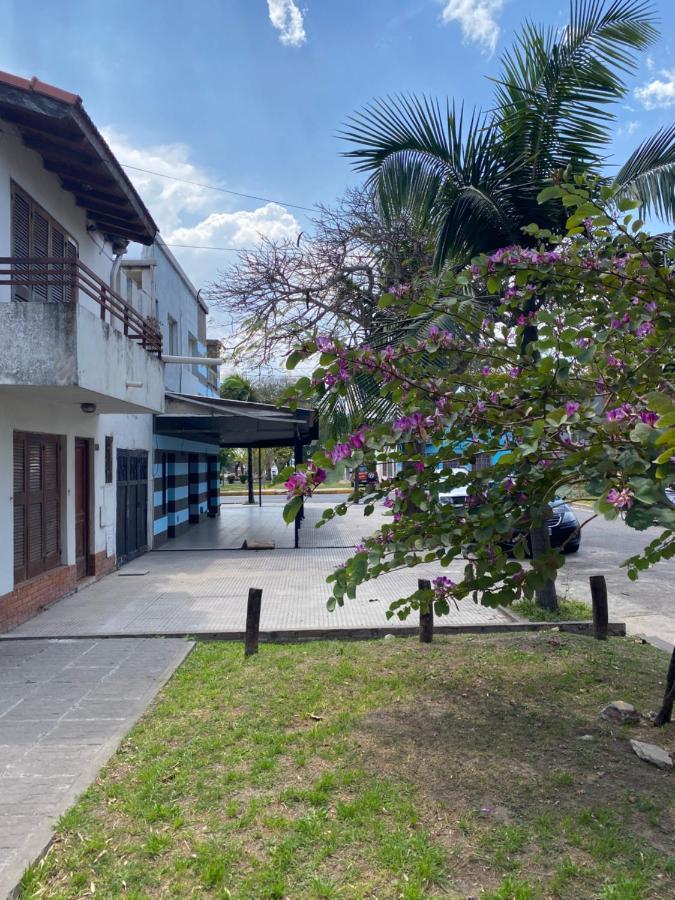 Relax En La Costanera Apartment *